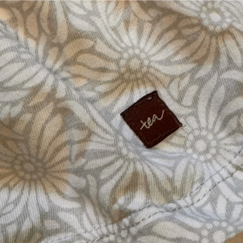 Tea Collection Cream‎ Floral Kids Skirt